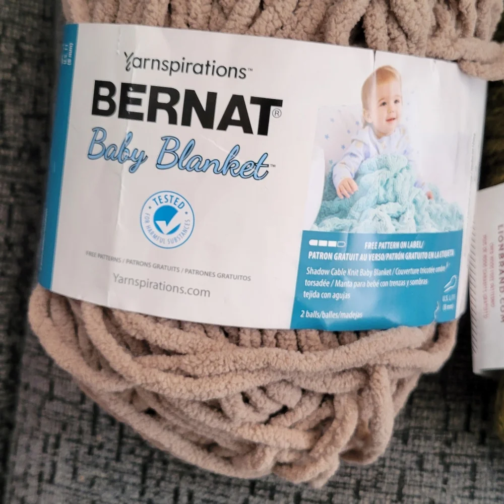 Various Yarn - Picture 2 of 9